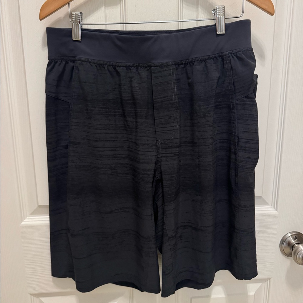 Lululemon Athletica Black Athletic Shorts with Elastic Waistband